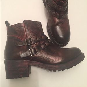 Eric Michael Brown/burgundy bootie